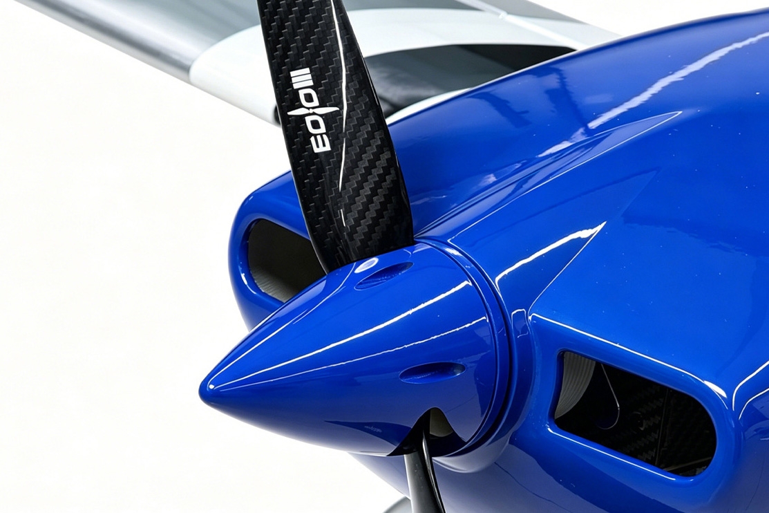 77" RV8 ARF - stříbrno-žlutá 1,95m