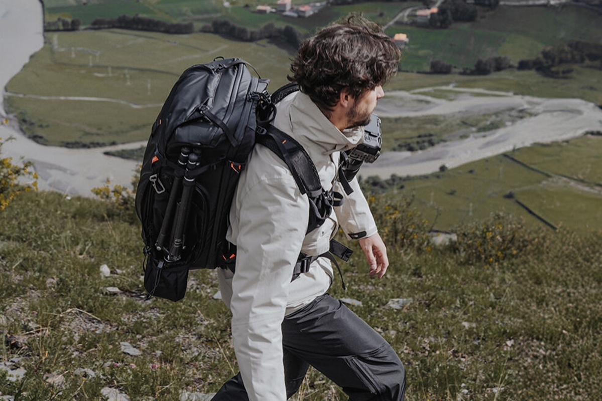 PGYTECH - Batoh OnePro Focux 25L (Space Black)