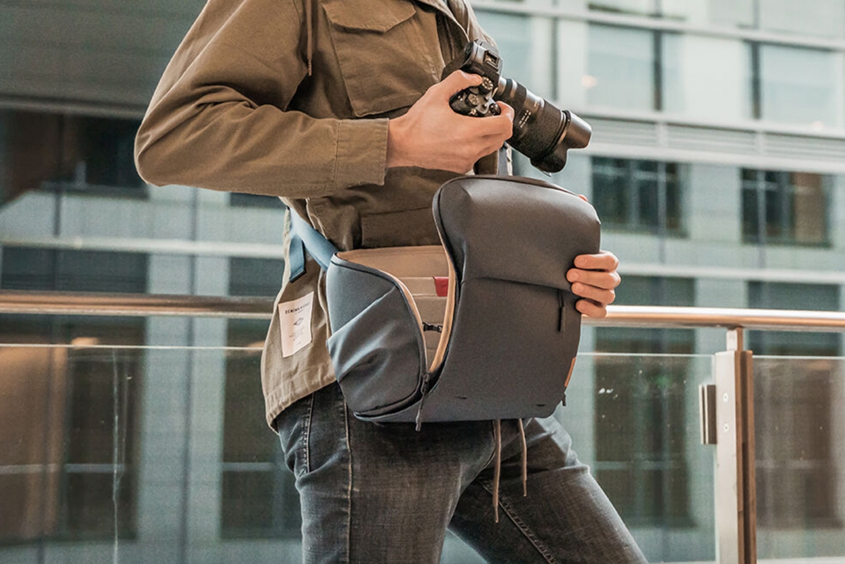 PGYTECH - Taška přes rameno 6L (Obsidiánově černá)