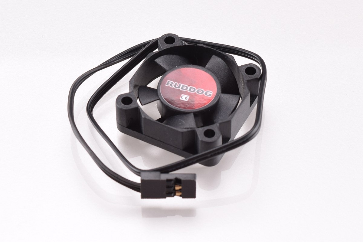 Větráček 30x30mm s 240mm černým kabelem a JR konektorem