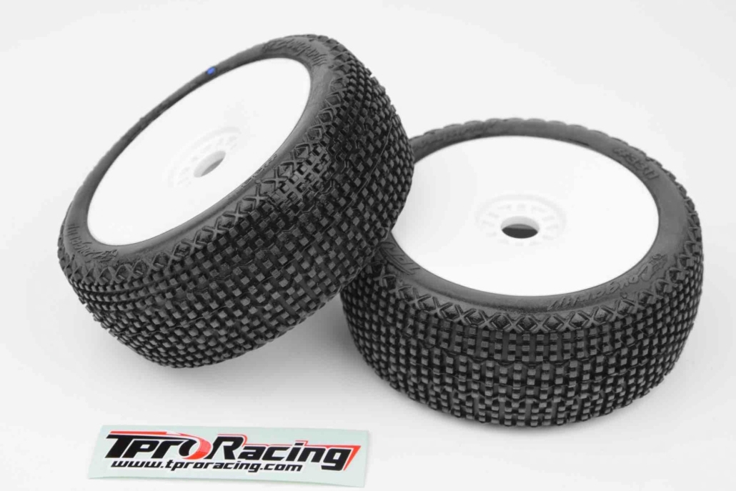 TPRO 1/8 OffRoad Racing guma COUGAR - Medium T2 směs 2 ks.